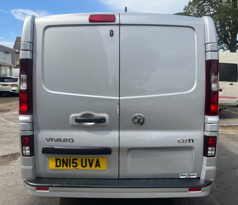 Vauxhall Vivaro 2900 1.6CDTI 115PS Sportive Panel Van DIESEL MANUAL 2015/15