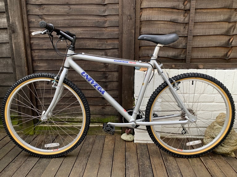 Retro Univega Aluminium 700 SE 26” Wheel Mountain Bike (Fully Serviced)