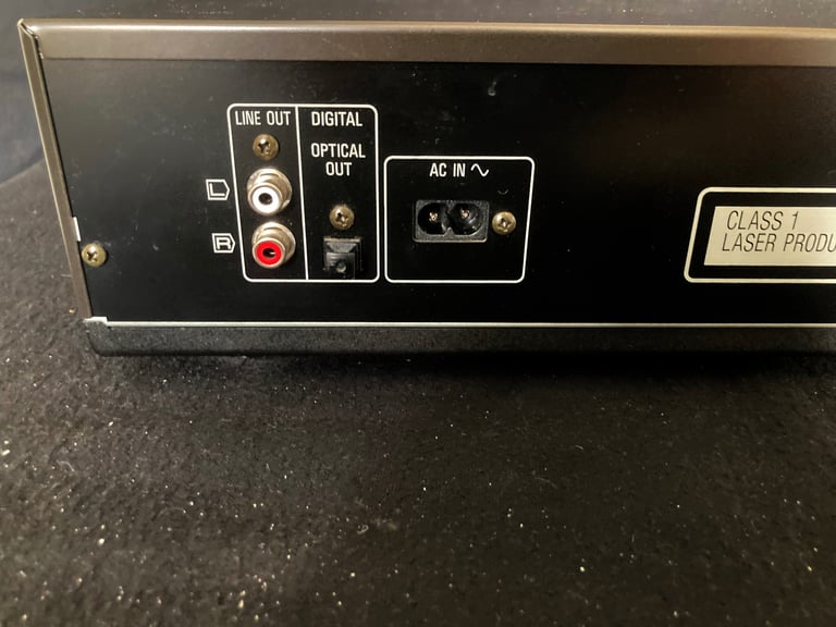 Technics SL-PG490 CD Player - Made in Germany