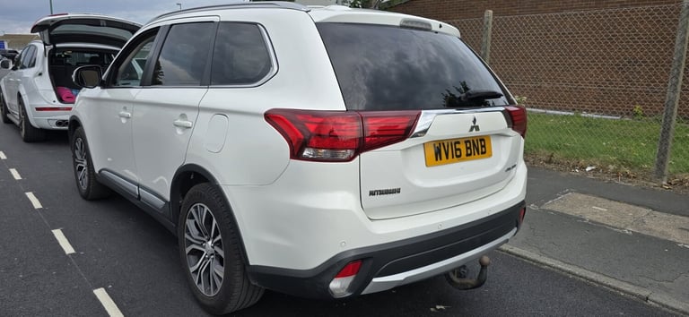 2016 Mitsubishi Outlander 2.2 DI-D GX3 5dr ESTATE Diesel Manual