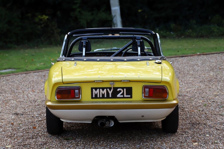 1972 Lotus Elan 1972.  £20k repaint in Lotus Yellow / Cirrus White. Mohair Hoo  PETROL Manual