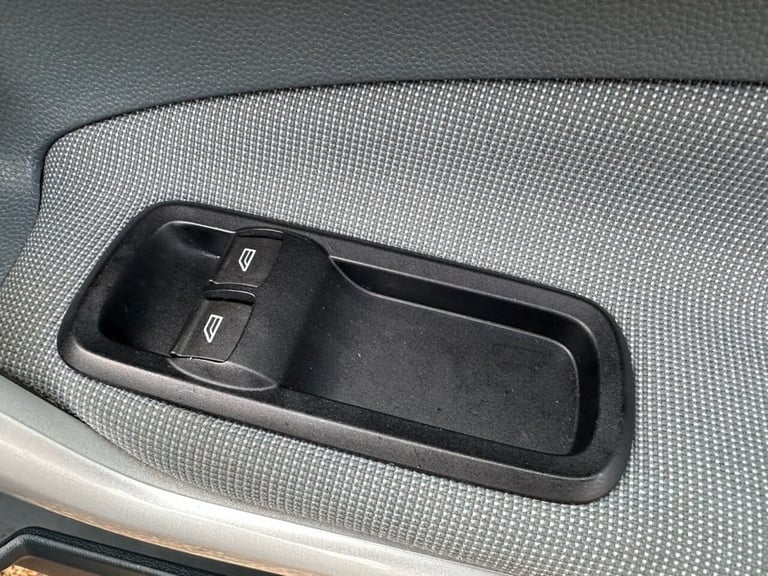 2011 Ford Fiesta 1.6 TD Zetec S Hatchback 3dr Diesel Manual (107 g/km, 94 bhp) Hatchback Diesel M...