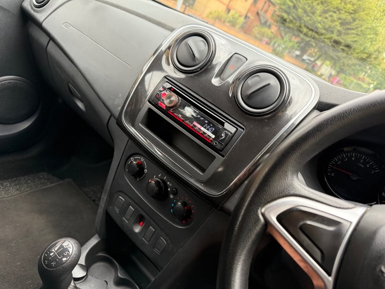 2017 Dacia Sandero 1.0 SCe Access 5dr HATCHBACK Petrol Manual