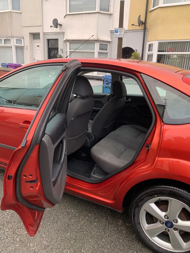 Ford, FOCUS, Hatchback, 2007, Manual, 1596 (cc), 5 doors