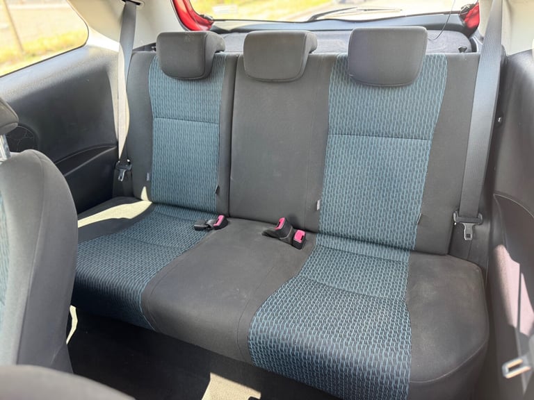 2013 Toyota Yaris 1.4 D-4D TR 3dr HATCHBACK Diesel Manual