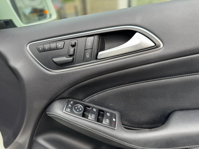 2025 Mercedes-Benz B-Class  Petrol Manual