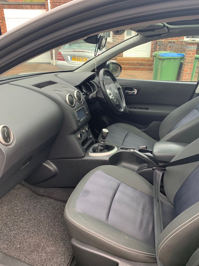 Nissan, QASHQAI, Hatchback, 2012, Manual, 1461 (cc), 5 doors