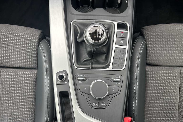 2019 Audi A4 35 TFSI S Line 4dr Saloon Petrol Manual
