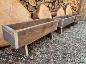 Handmade scaffold board planters