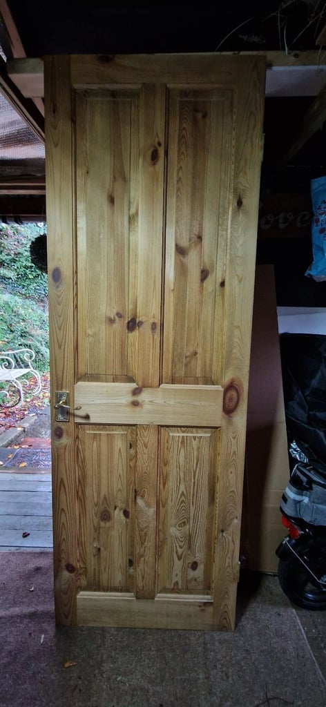 image for Solid pine interior doors x2
