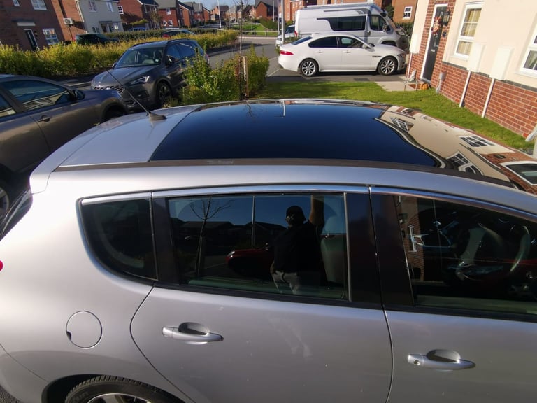 Peugeot, 3008, Hatchback, 2010, Manual, 1598 (cc), 5 doors