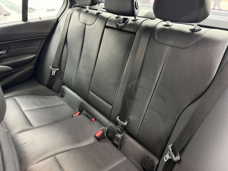 2018 BMW 3 Series 330e M Sport 4dr Step Auto SALOON PETROL/ELECTRIC Automatic