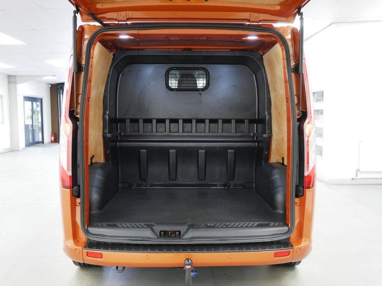 2022 TRANSIT CUSTOM 320 2.0 EBL 185 BHP SWB SPORT CREWCAB 5 SEATER ( NO VAT )