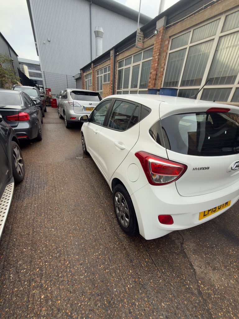 Hyundai, I10, Hatchback, 2015, Manual, 998 (cc), 5 doors