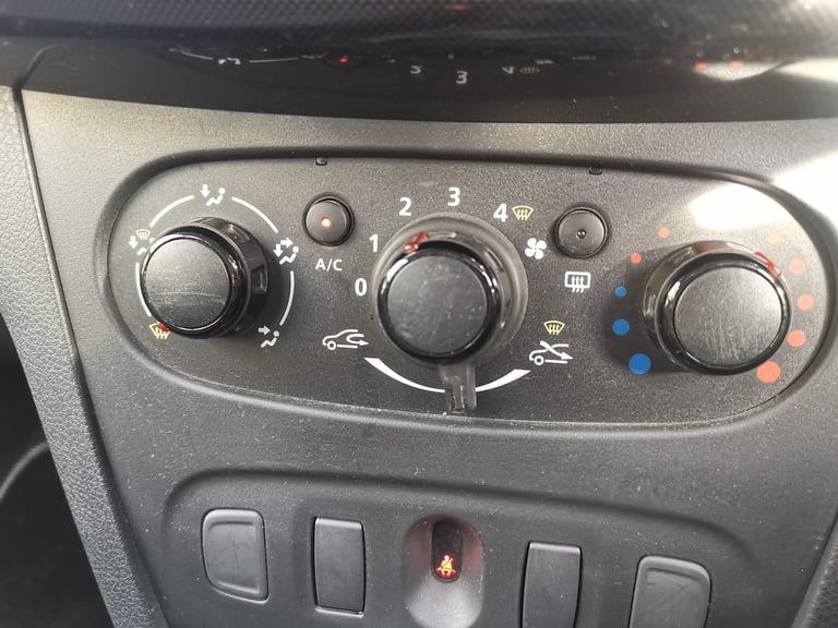 2020 Dacia Sandero 1.0 SCe Essential 5dr HATCHBACK Petrol Manual