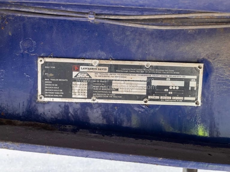 SDC 4725MM TRI AXLE CURTAINSIDE TRAILER 