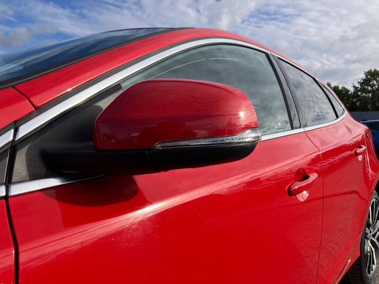 2019 Volvo V40 D3 [4 Cyl 152] Inscription Edition 5dr Geartronic Hatchback DIESEL Automatic