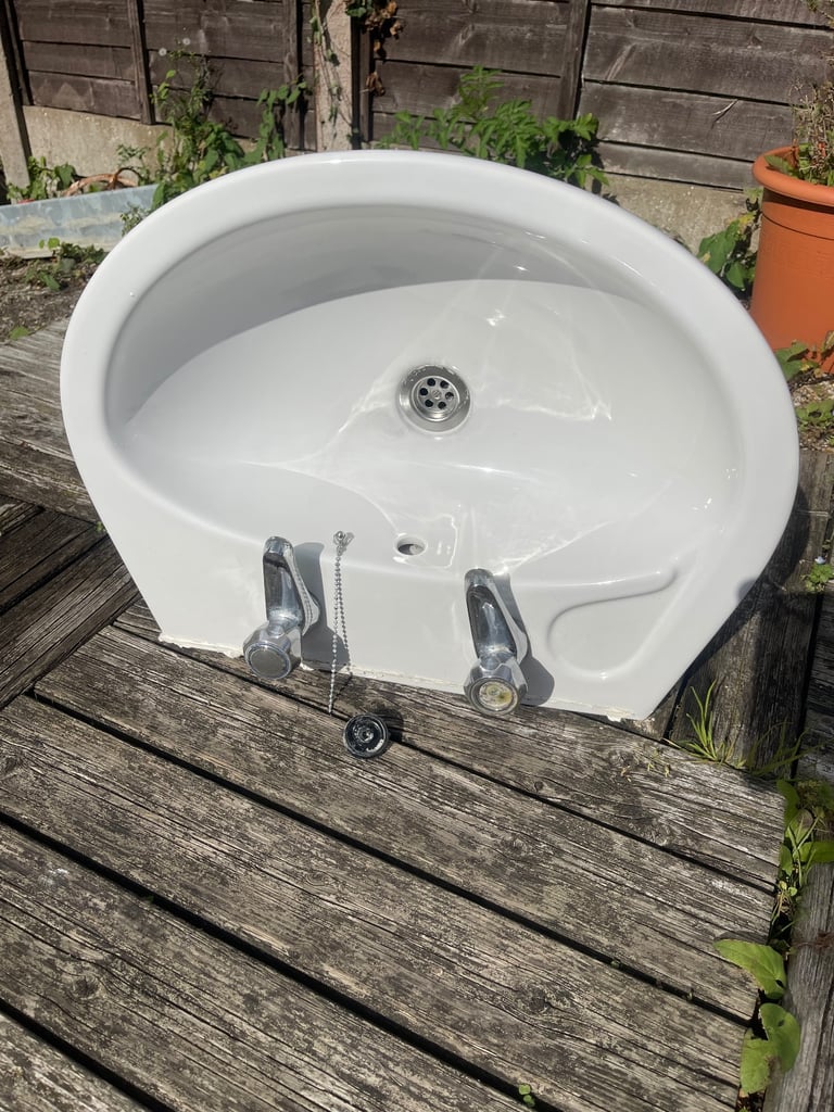 image for Sink with pedestal