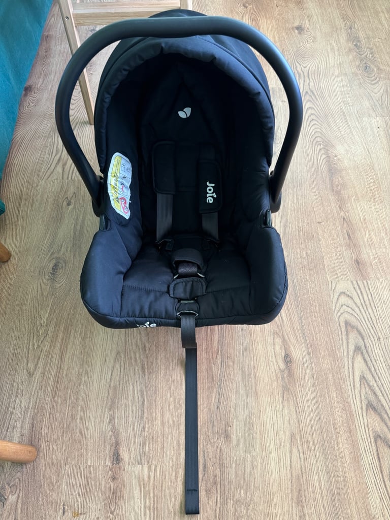 Joie Car Seat (Birth to 12 months)