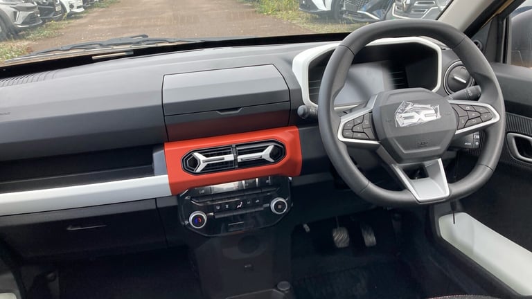 2025 Dacia Spring 27kWh Expression 65 48kW 5dr Auto Electric Hatchback Hatchback Electric Automatic