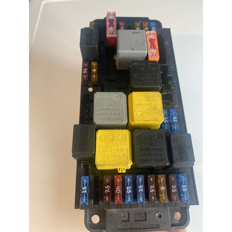 Mercedes Benz CLK Front Fuse Box, PN: 209 545 09 01, Fit 03-2009 W209