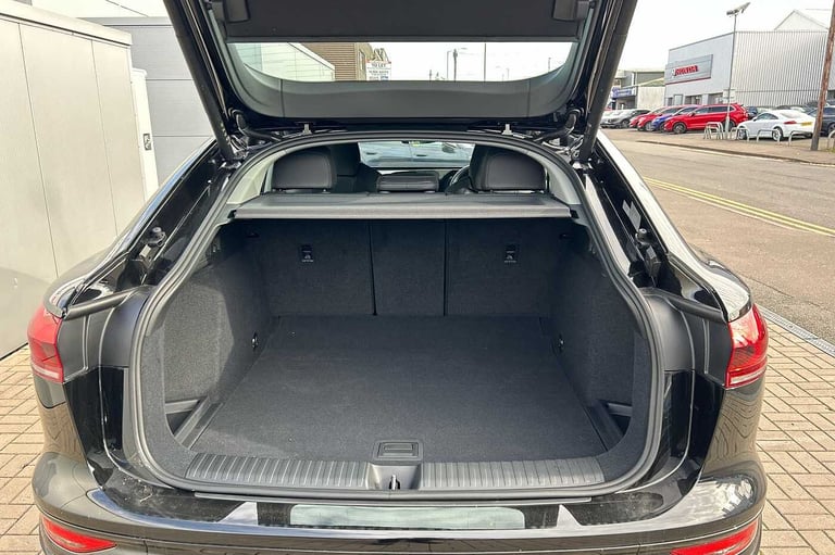 2025 Audi Q6 e-tron 225kW Performance 100kWh Sport 5dr Auto ESTATE ELECTRIC Automatic