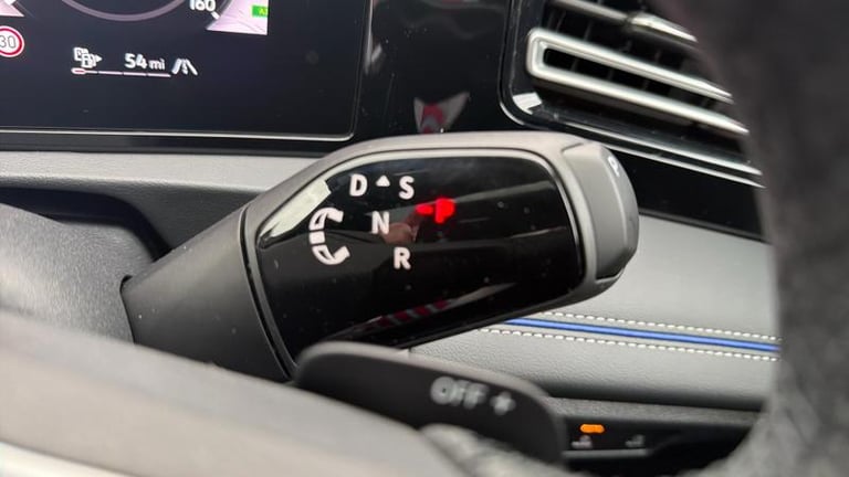2025 Volkswagen Tiguan 1.5 TSI eHybrid R-Line 5dr DSG ESTATE PETROL/ELECTRIC Automatic