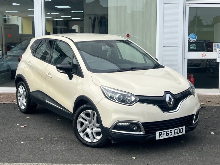 image for 2015 Renault Captur 0.9 TCE 90 Dynamique Nav 5dr HATCHBACK Petrol Manual