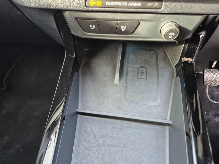 2025 Ford Puma Gen-E Standard Range 43kWh Select Auto 5dr HATCHBACK Electric Automatic