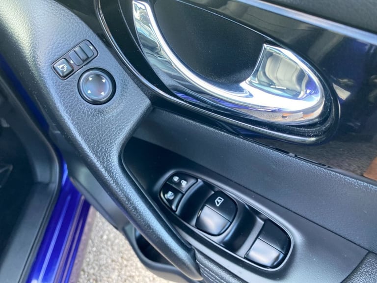 2016 Nissan Qashqai 1.6 dCi N-Connecta SUV 5dr Diesel Manual 4WD Euro 6 (s/s) (130 ps) HATCHBACK ...