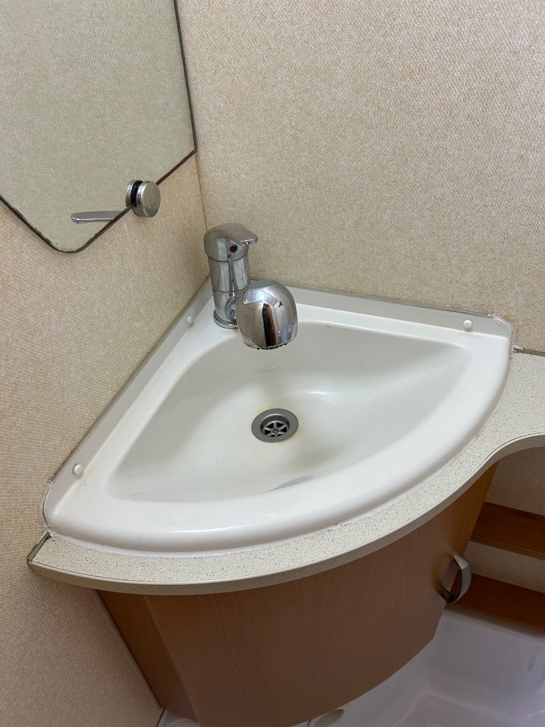 2007 BAILEY RANGER Series 5 550/6 (6 BERTH) Caravan