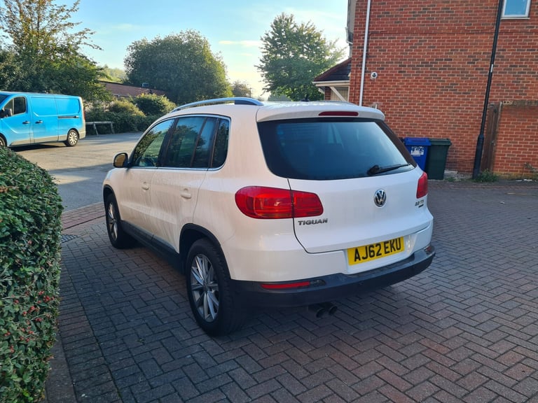 2012 Volkswagen Tiguan 2.0 TDi BlueMotion Tech SE 5dr DSG ESTATE Diesel Automatic
