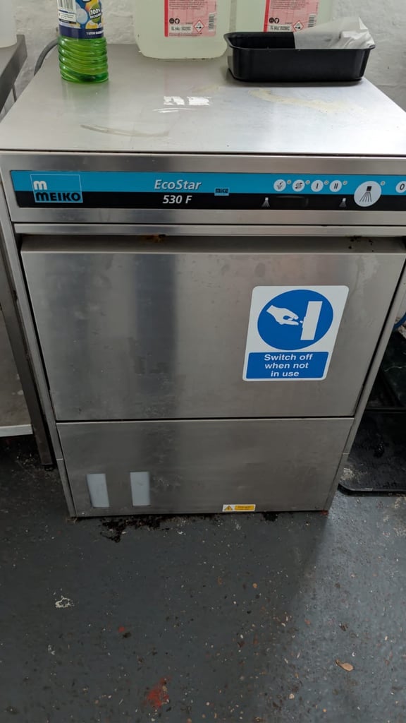 Industrial Dishwasher