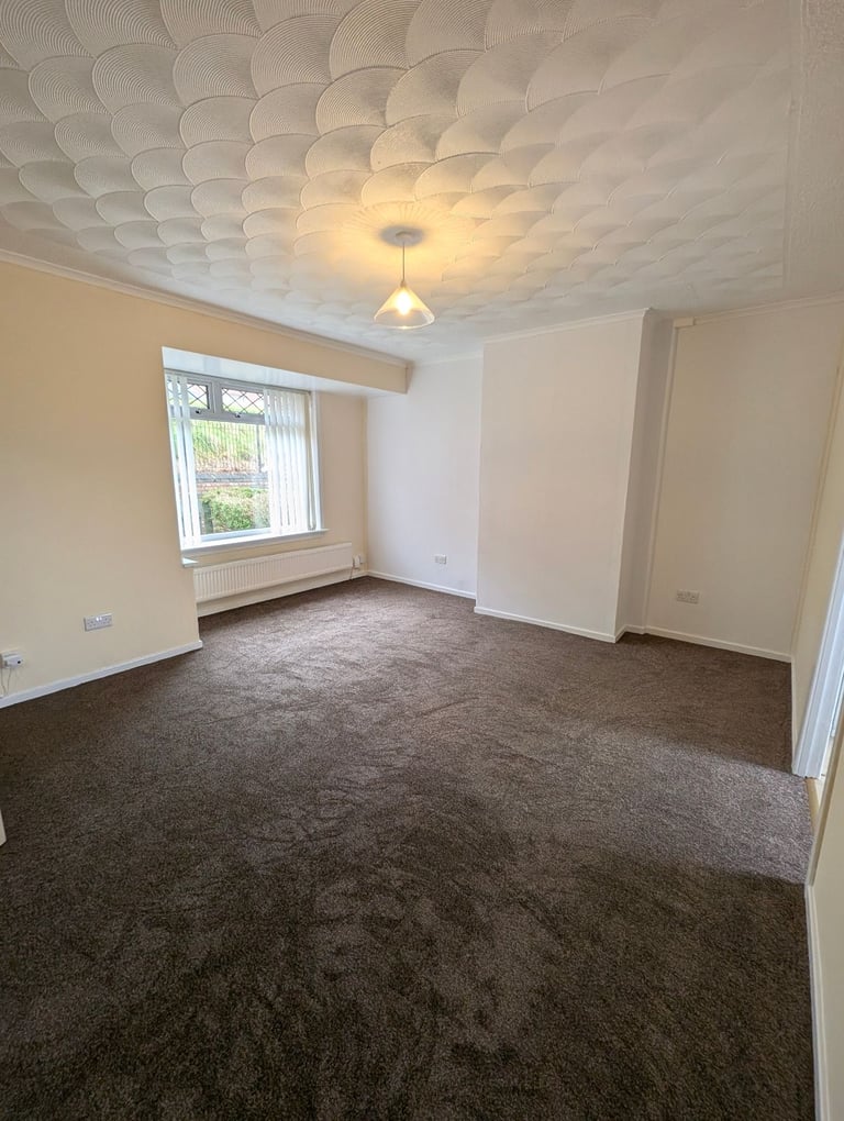 Three bedroom large house for rent in Westcliff, Dumbarton 