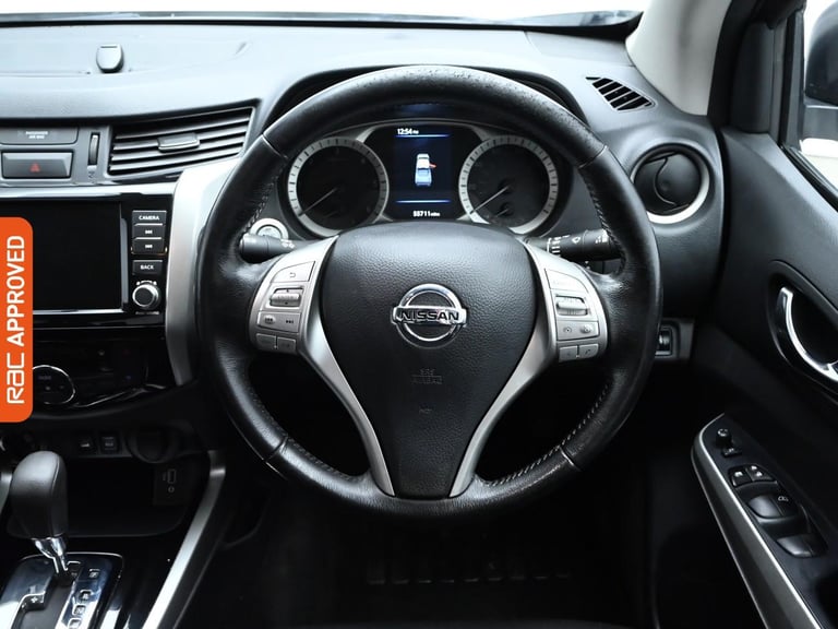 2020 Nissan Navara 2.3 dCi N-Connecta Pickup Double Cab 4dr Diesel Auto 4WD Euro 6 (190 ps) Pick ...