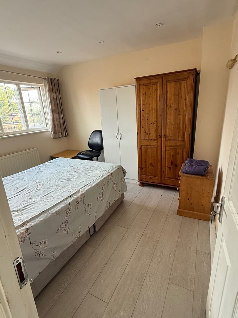 Double bed room 