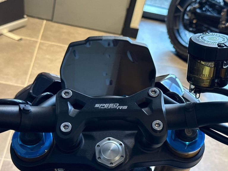 2025 Triumph Speed Triple 1200 RS PREMIUM COLOUR Petrol grey 6 Speed