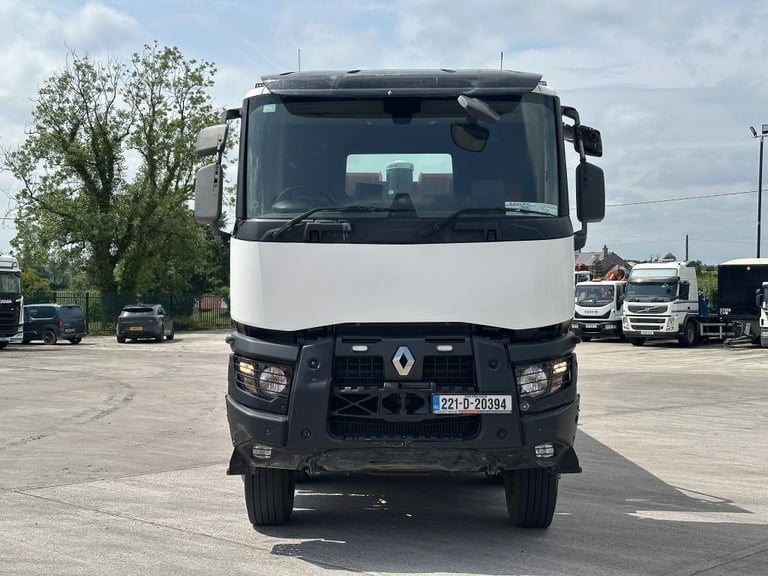 2022 RENAULT K440 8X4 TIPPER