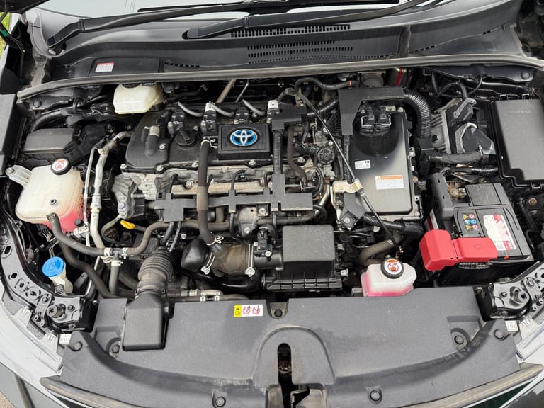 2022 Toyota Corolla 1.8 VVT-i Hybrid Icon Tech 5dr CVT HATCHBACK Petrol/Electric Hybrid Automatic