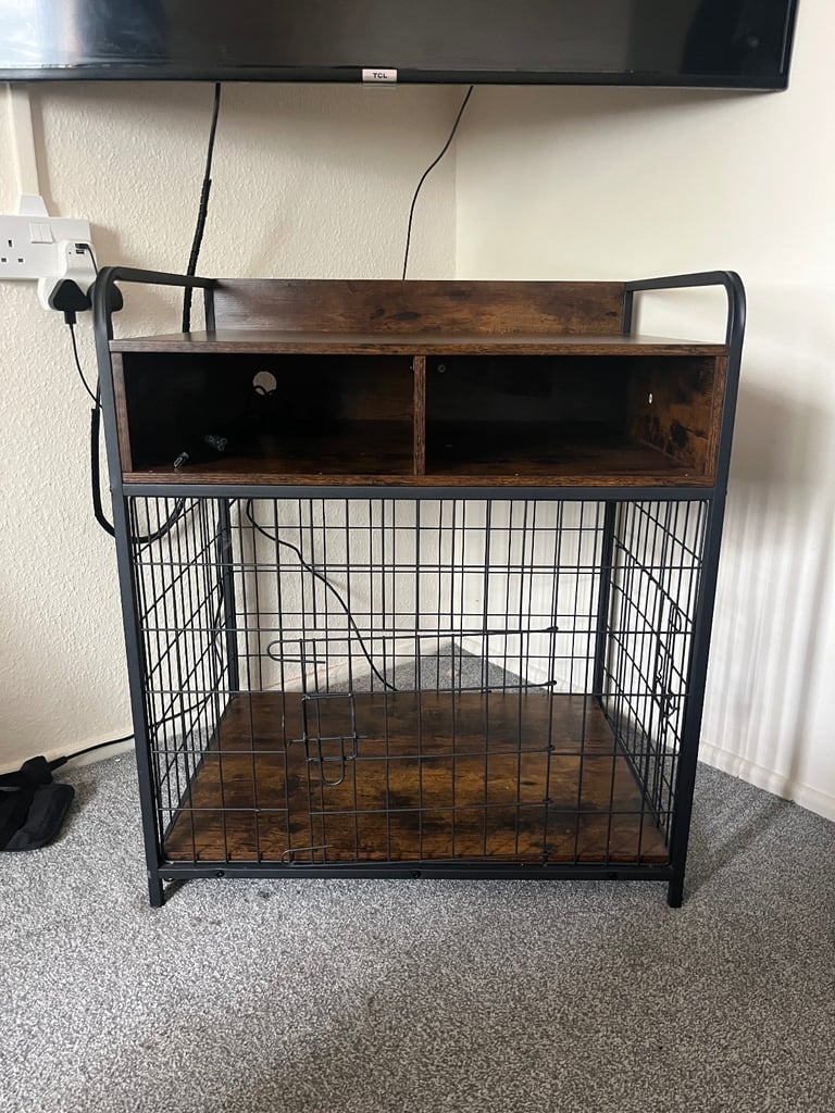 Dog crate