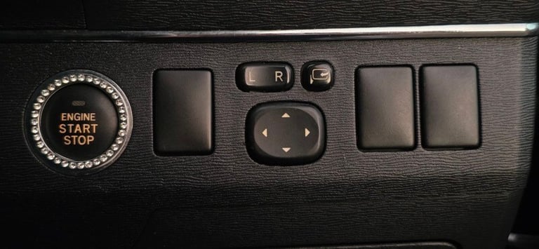 2014 Toyota Avensis 2.0 V-Matic Excel Touring CVT 5dr Petrol Automatic