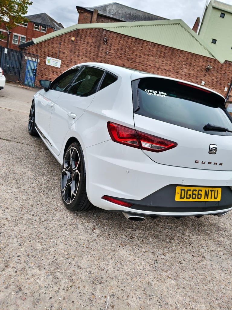 Seat, LEON, cupra 290, Hatchback, 2016, Manual, 1984 (cc), 5 doors