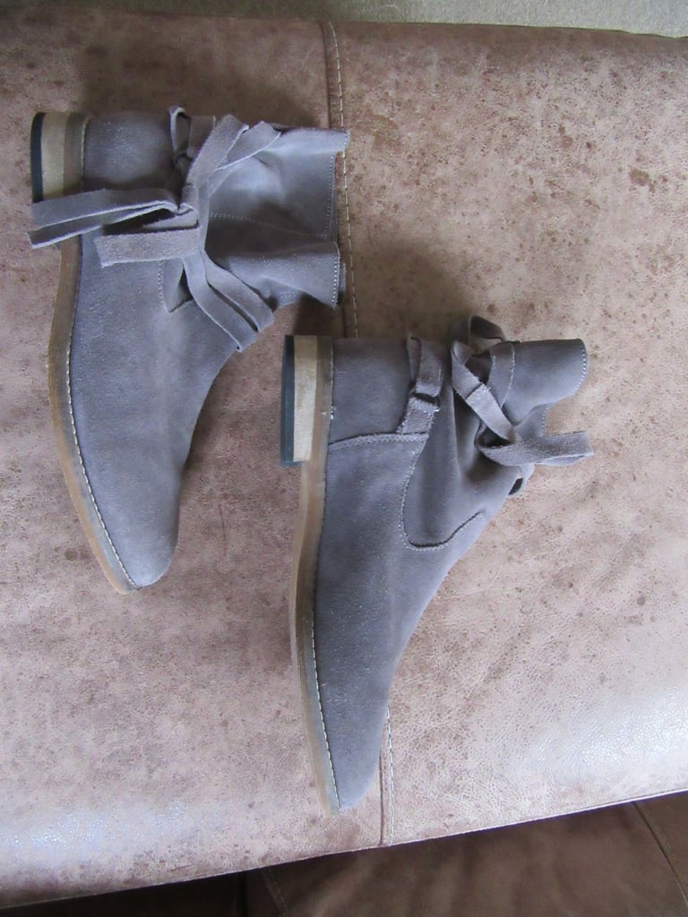 Girls Grey Suede Ankle Boots Chelsea Style by NEXT - Size UK 3