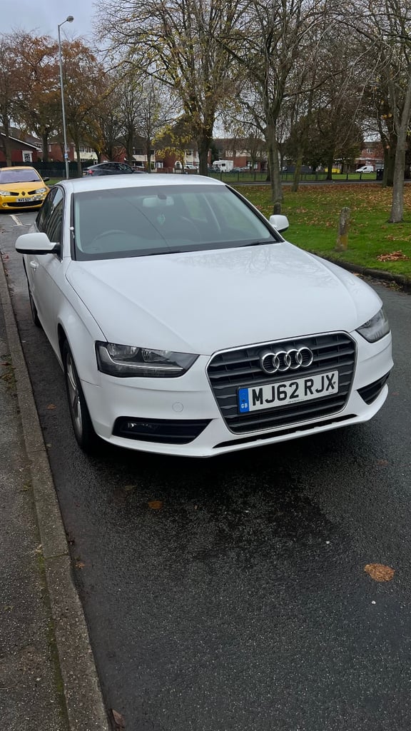 Audi, A4, Saloon, 2012, Manual, 1968 (cc), 4 doors