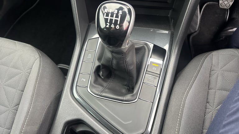 2021 Volkswagen Tiguan 1.5 TSI 150 Life 5dr Petrol Estate Estate Petrol Manual