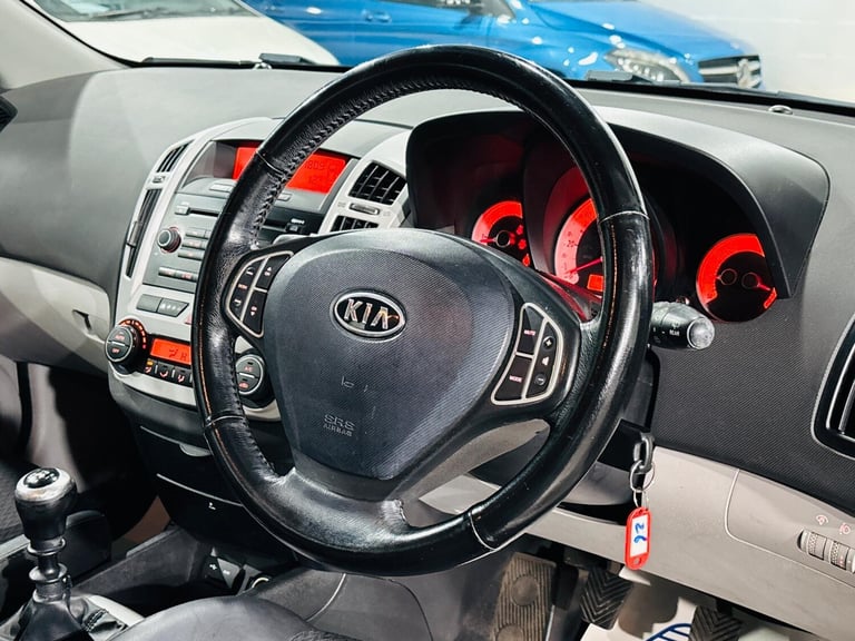 2008 Kia Ceed 1.6 LS 5dr HATCHBACK Petrol Manual