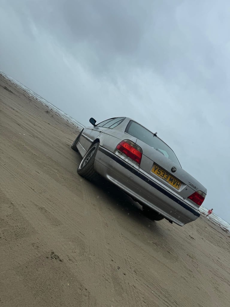 image for 2001 Bmw 728i M Sport e38 1 owner running project head turner classic