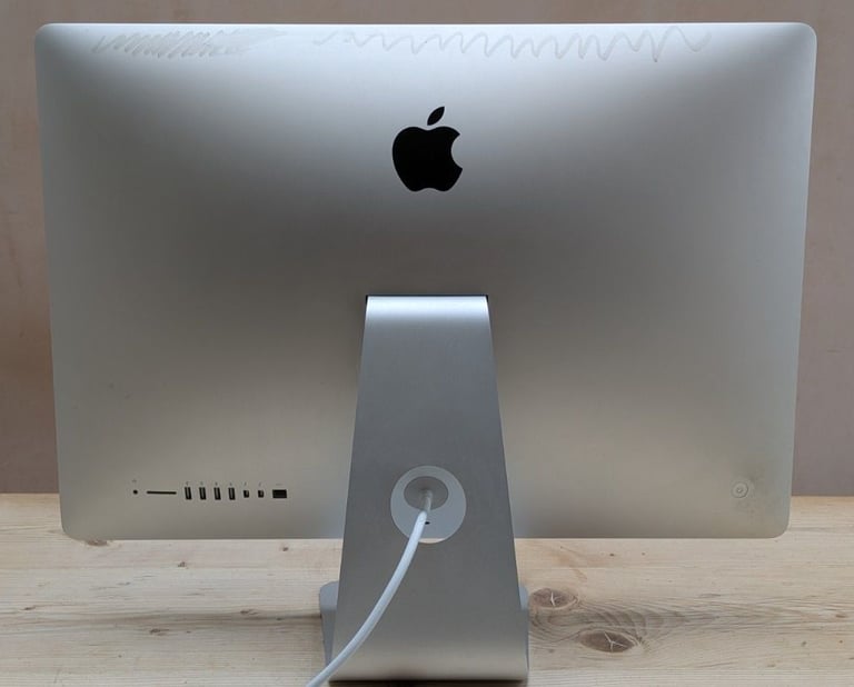 Apple iMac 27-inch Late 2013 3.2GHz Quad Core Intel i5 1TB HDD, 16GB RAM, OFFICE ETC