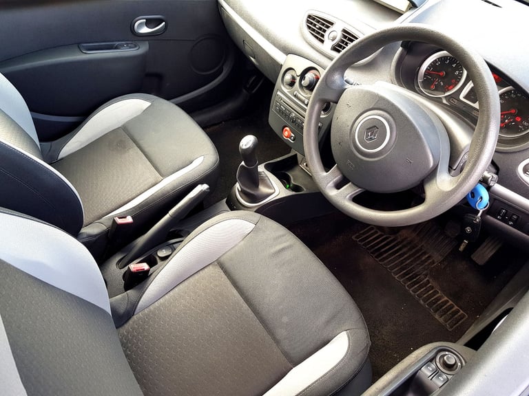 Renault clio i-music edition⭐️ may 2026 mot with no advisories, service history⭐️