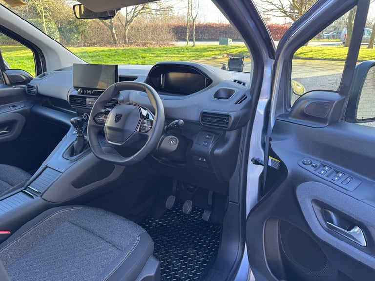 1.5 BlueHDi Peugeot Rifter Horizon Wheelchair Accessible Vehicle, WAV 